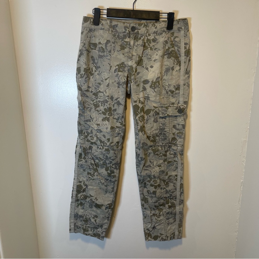 Straight Leg Floral Cargo Pants - Olive Green